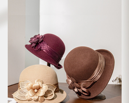 秋冬ファッショナブルなロールエッジハット、エレガントな山茶花の帽子