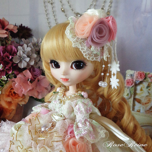 ベルサイユの薔薇 優美な花園パウダリークリームのプリンセスドール 