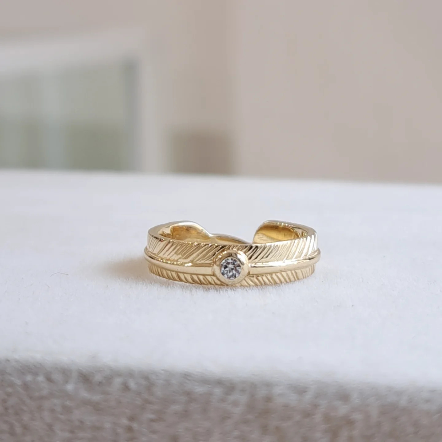 【18金 羽の指輪 ダイヤモンド  】  18金フェザーリング  k18フェザー指輪 k18羽指輪  羽根リング 京都