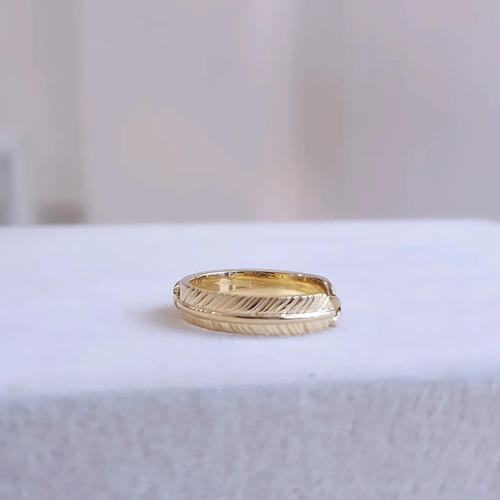 18金 羽の指輪 ダイヤモンド 】 18金フェザーリング k18フェザー指輪