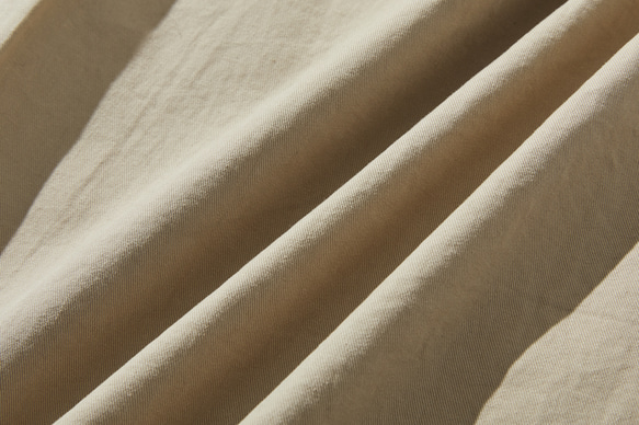 這件外套將成為你秋季穿搭的點睛之筆。中長外套，淺棕色，240928-4 第9張的照片