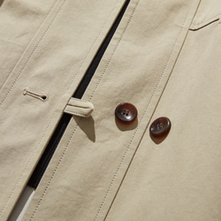 這件外套將成為你秋季穿搭的點睛之筆。中長外套，淺棕色，240928-4 第4張的照片