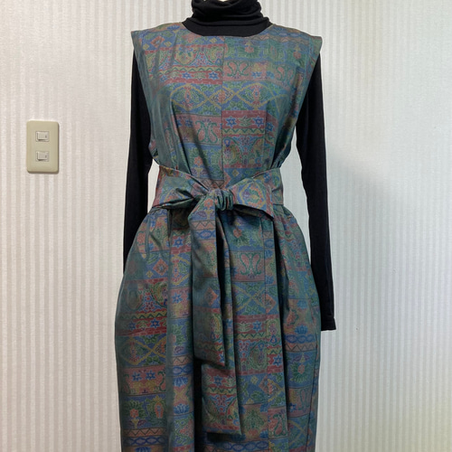 ★着物リメイク　大島紬　正絹 　◆ノースリーブ　パッチワーク　ロングワンピース 着物リメイク 紬ノースリーブ ロングワンピース ウエストリボン付き