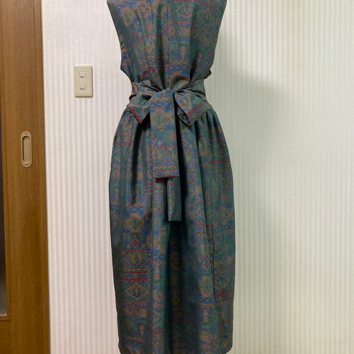 着物リメイク 紬ノースリーブ ロングワンピース ウエストリボン付き