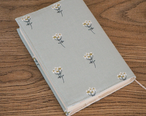 レトロフラワー レース 文庫本サイズ ブックカバー ハンドメイド レトロフラワー レース 文庫本サイズ ブックカバー ハンドメイド