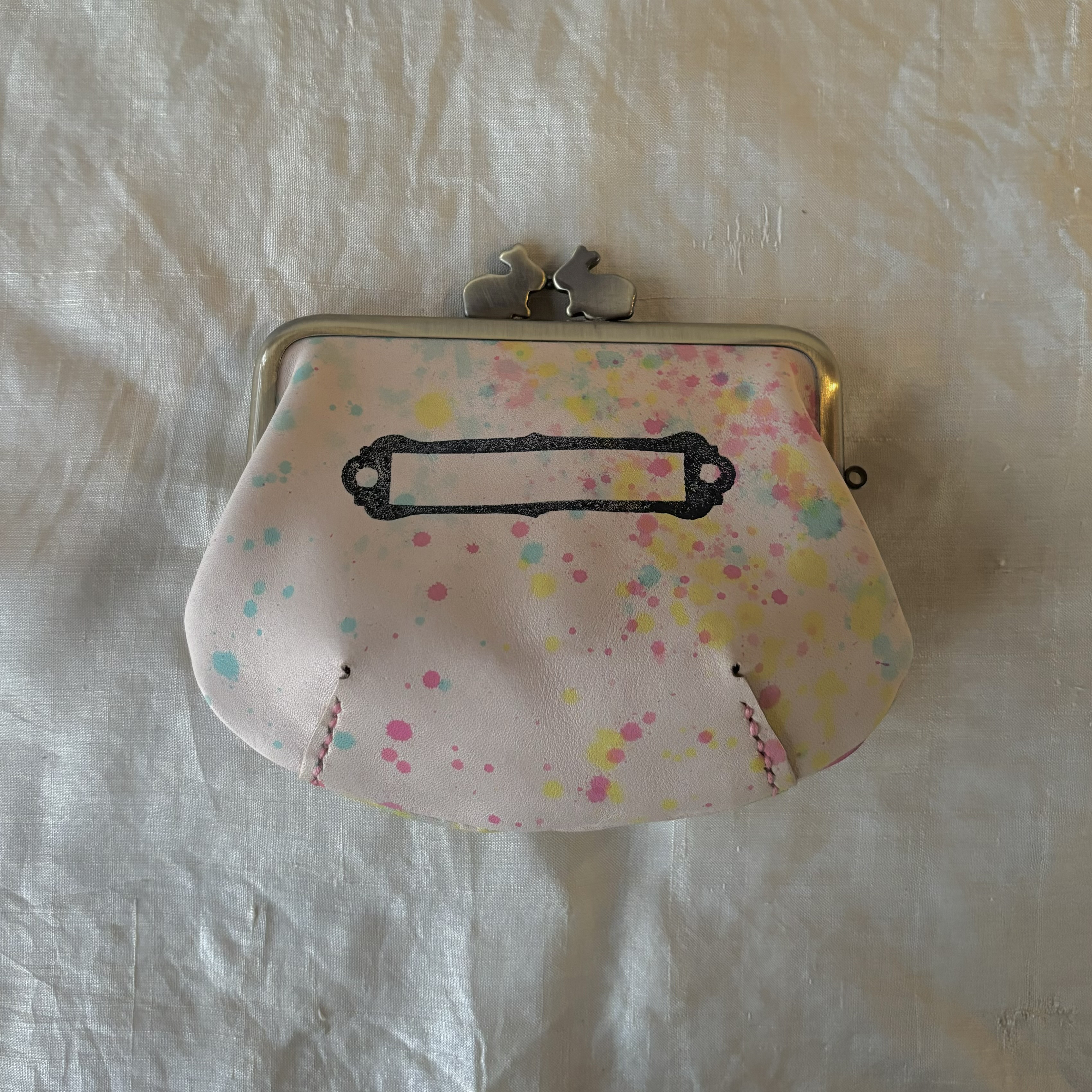 がま口お財布　ぷっくり