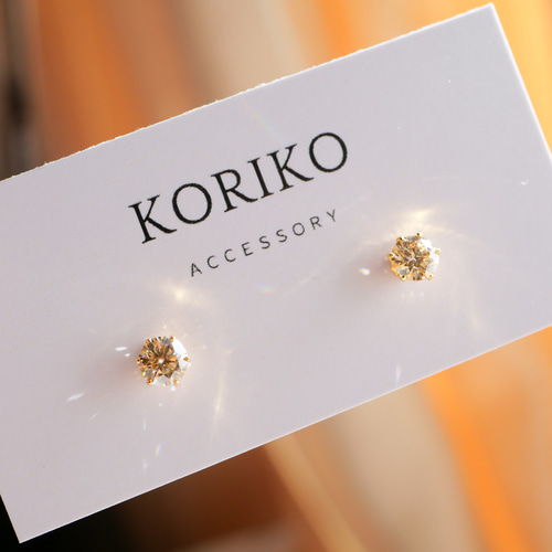 glitterゴールドネックレス＋モアサナイト　ジルコニアピアス　セット glitterゴールドネックレス＋モアサナイト ジルコニアピアス セット