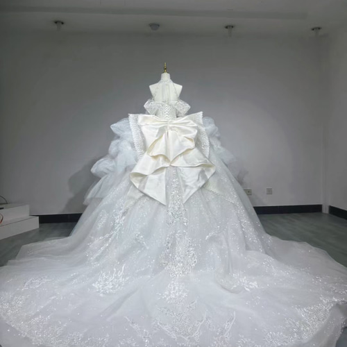 ウェディングドレス ホルターネック プリンセスライン 黒 nr7355 カラードレス ブラック オフショルダー プリンセスドレス 結婚式