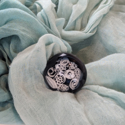 【新作】大人可愛いレースムリーニブルーブラックスカーフ留 5枚目の画像