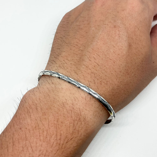 silver950 スタンプワーク シルバー バングル ブレスレット