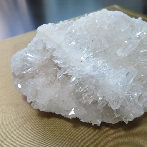 美しい鉱物標本】大きな天然水晶クラスター／518グラム その他置物