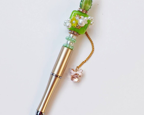 カスタムボールペン　グリーン系 カスタムボールペン グリーン 小花 ペン・筆記用具 conayuki☆こなゆき