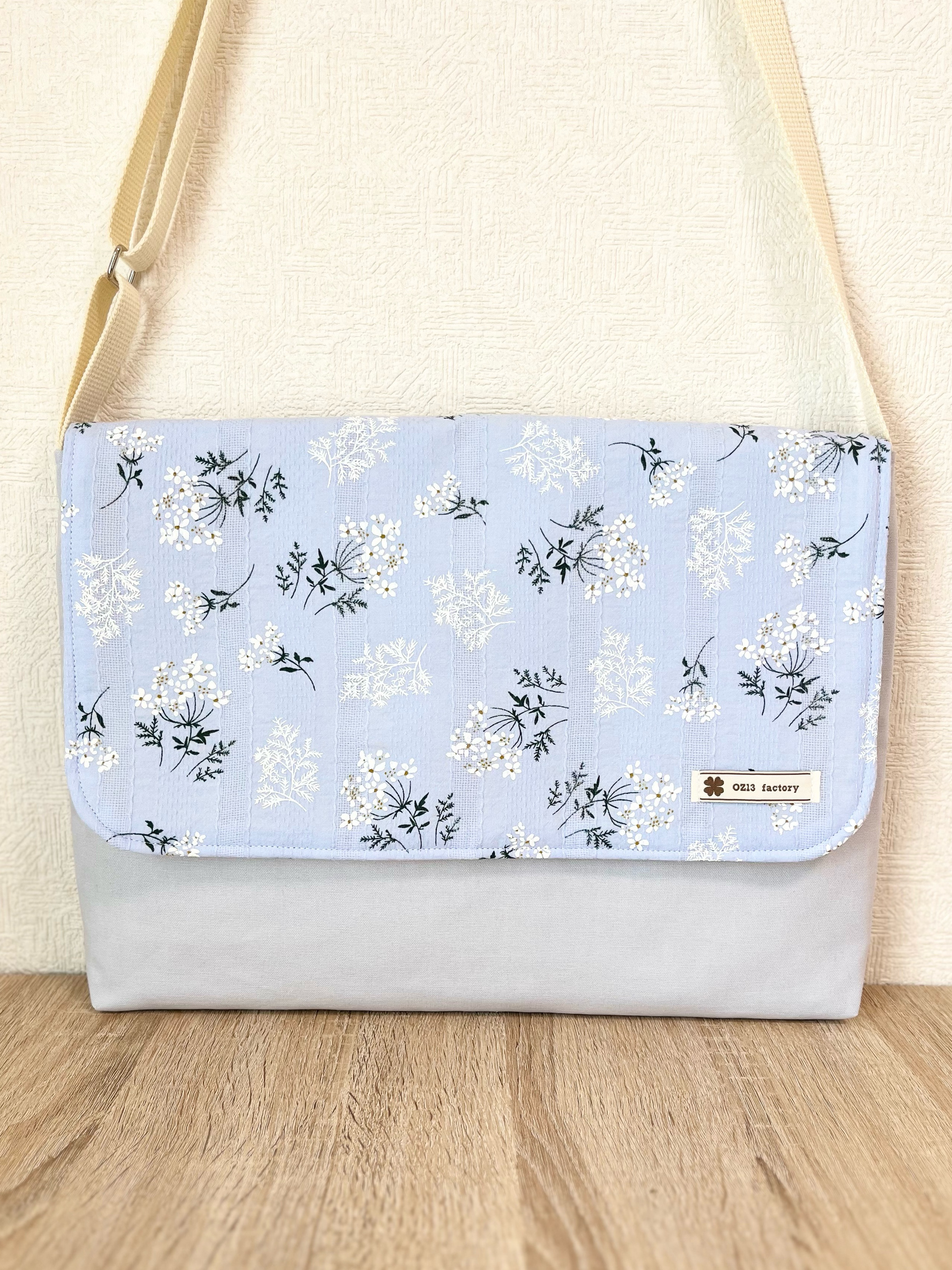 図書袋　レースフラワー･ブルー×パウダーブルー