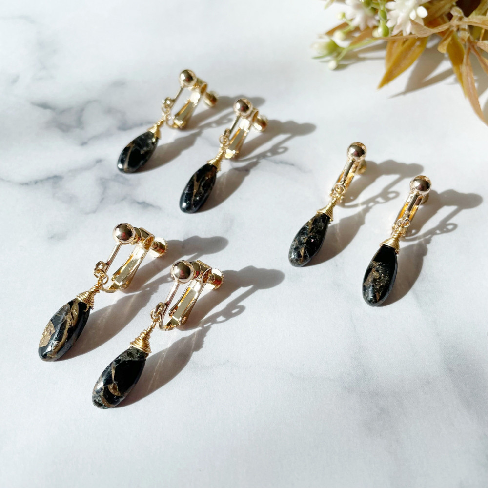 【✧再販✧】【✦14kgf金属アレルギー対応✦】天然石　大人の品を上げるブラックコッパーオブシディアンのイヤリング