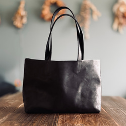 受注制作】シンプルを極めた本革トートバッグ トートバッグ PeTaL