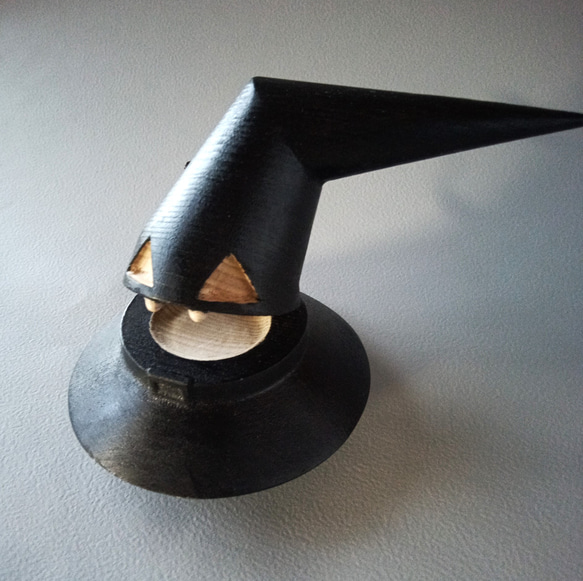 歌う魔法使いの帽子 2枚目の画像