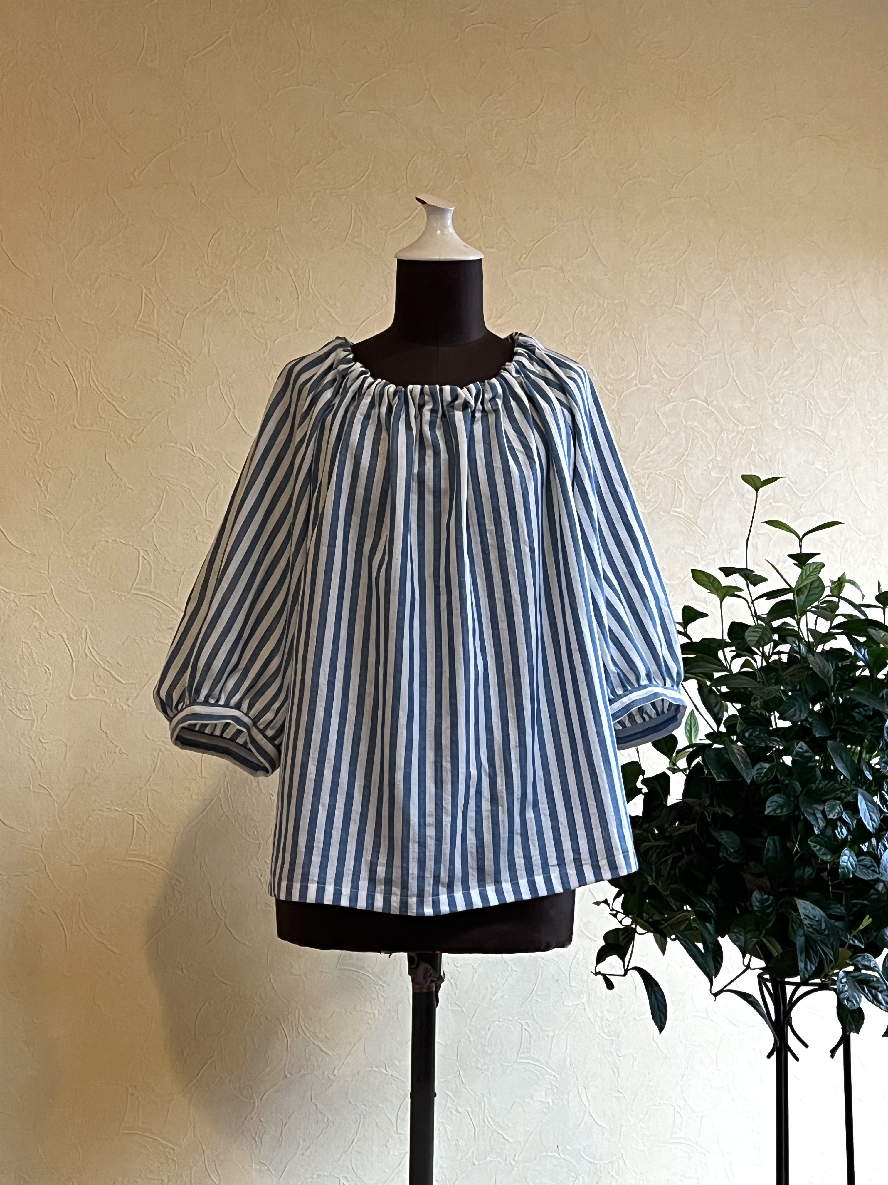 ✂️ (受注制作) 綿麻のバルーン袖ブラウス