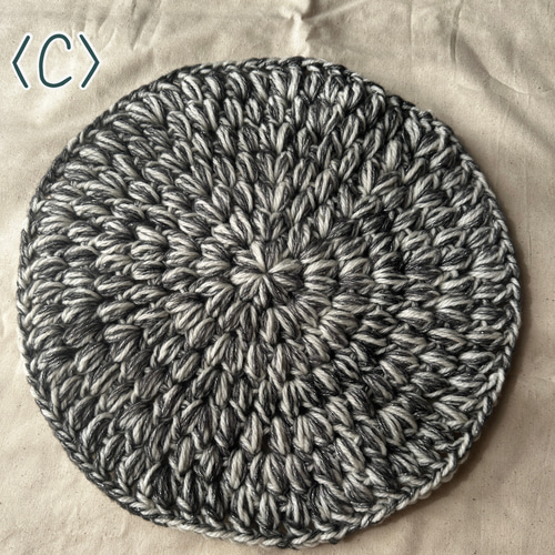 受注制作】＊単色 引き揃え糸＊毛糸の座布団 円座 チェアパッド