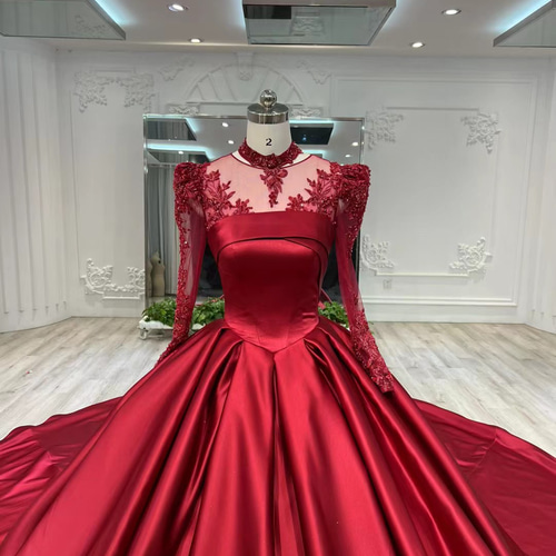 高評価続出！シアーな美しさ ワインレッド/ボルドー色 光沢サテン