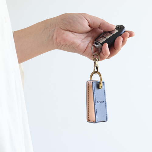 ちょこんと立つキーケース Dカン付き LF-025 シビラ×ヌメ革 レザーキー