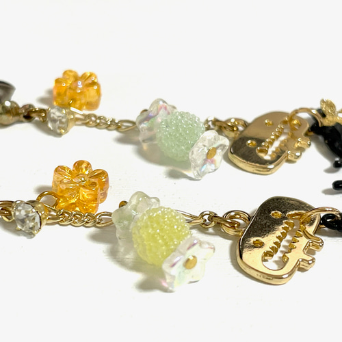 ハロウィン黒猫とキャンディピアス