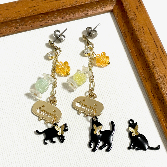 ハロウィン黒猫とキャンディピアス