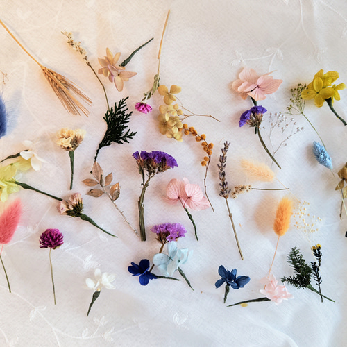 小さなお花のドライフラワー・プリザーブドフラワー詰め合わせ～ 4cm