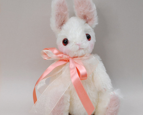 おめめの大きなうさぎさん ぬいぐるみ すずきまみ 通販 18376265