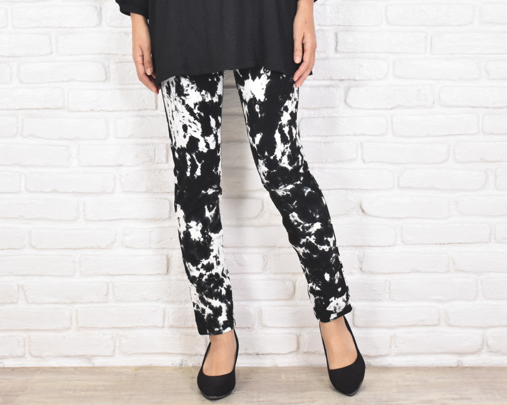 極上の穿き心地！手染めスキニーストレートストレッチロングパンツ　ブラック