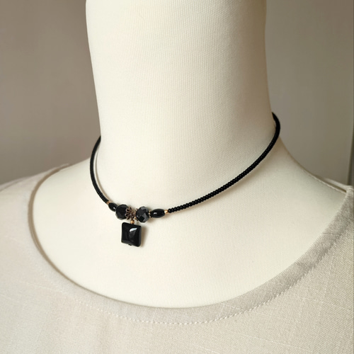 シルバーネックレス　チョーカー　オニキス オニキスのチョーカー ネックレス セール】シルバーチェーンオニキス