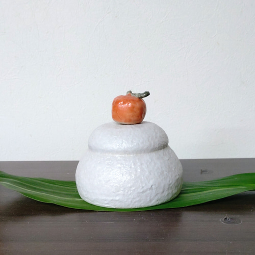 即発送2日以内【お正月ハンドメイド2026】 陶器の鏡餅「桃里