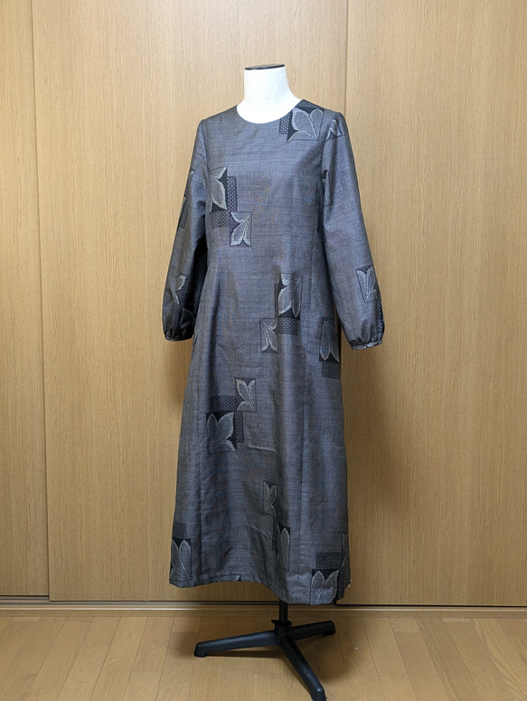 SOLD 着物リメイク ワンピース 大島紬 M〜L ワンピース さら SOLD 着物リメイク ワンピース 大島紬 M〜L ワンピース さら