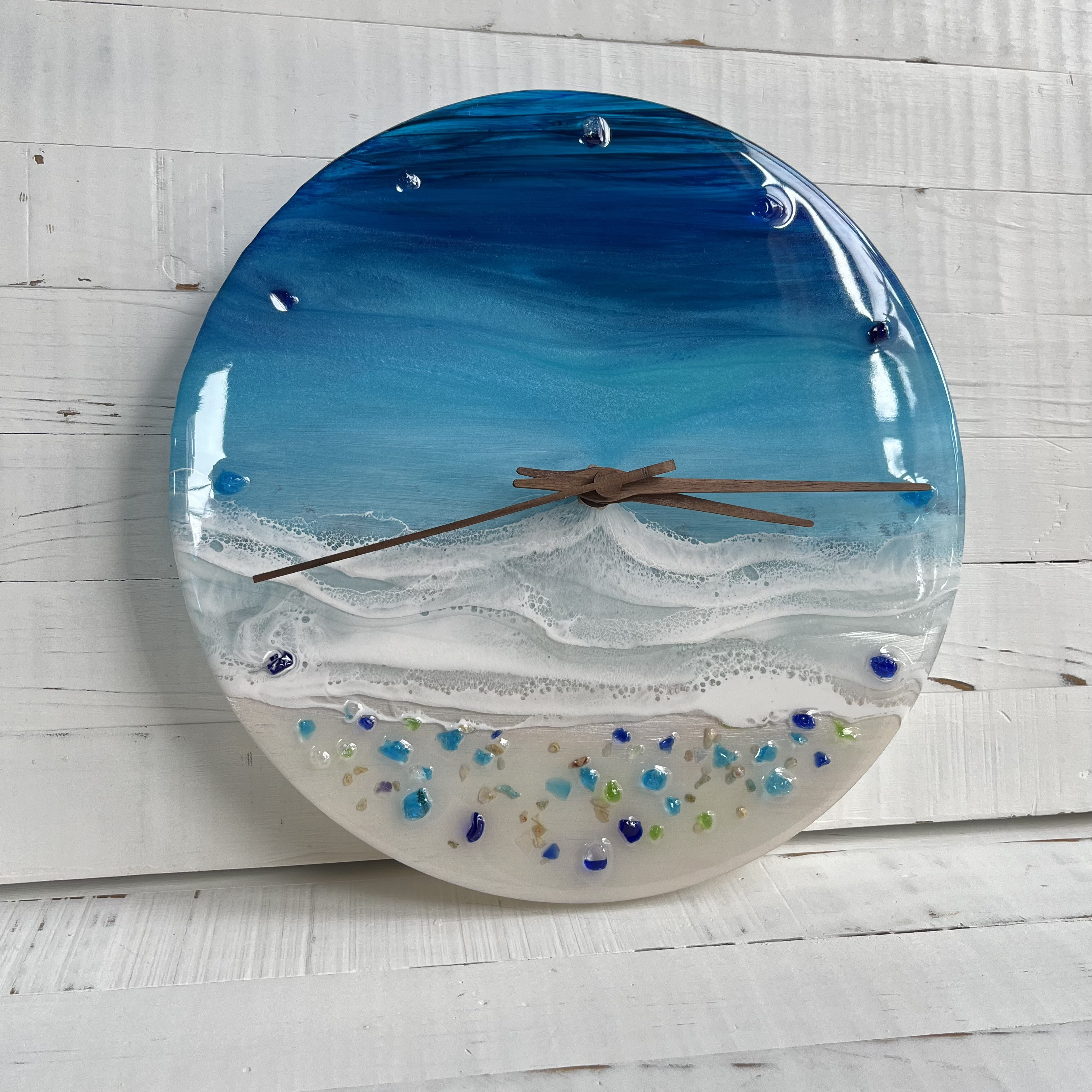 ハンドメイドレジン置き時計　アート作品　ラメ入り　おしゃれ　プレゼント