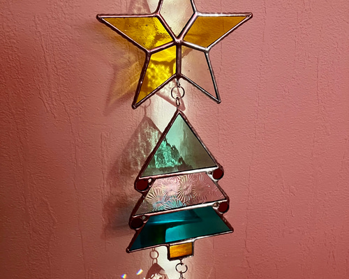 ステンドグラスのクリスマスツリーサンキッチャー サンキャッチャー
