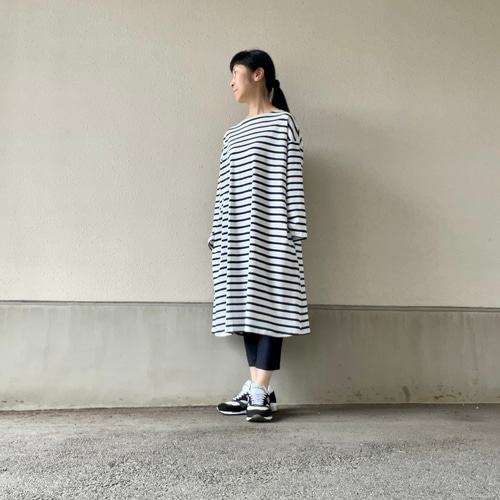 creema限定』バスクボーダー長袖ワンピース 白×黒 ワンピース LUCE