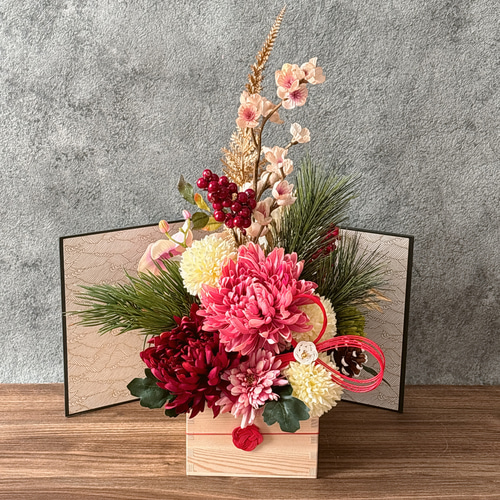 大きな菊のお正月アレンジ お正月飾り アーティフィシャルフラワー