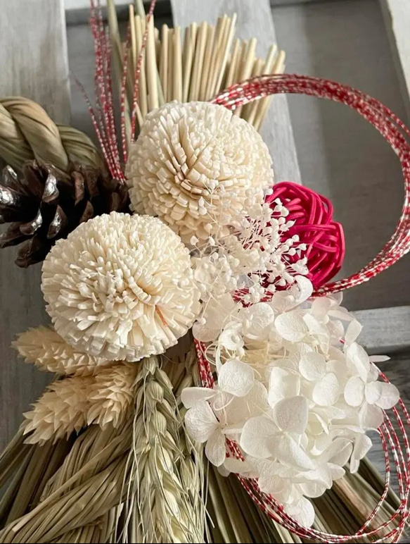 2026年しめ縄　ピンポンマム　ホワイト　冬支度　しめ縄　お飾り　正月飾り　お正月飾り　しめ飾り　2026 3枚目の画像