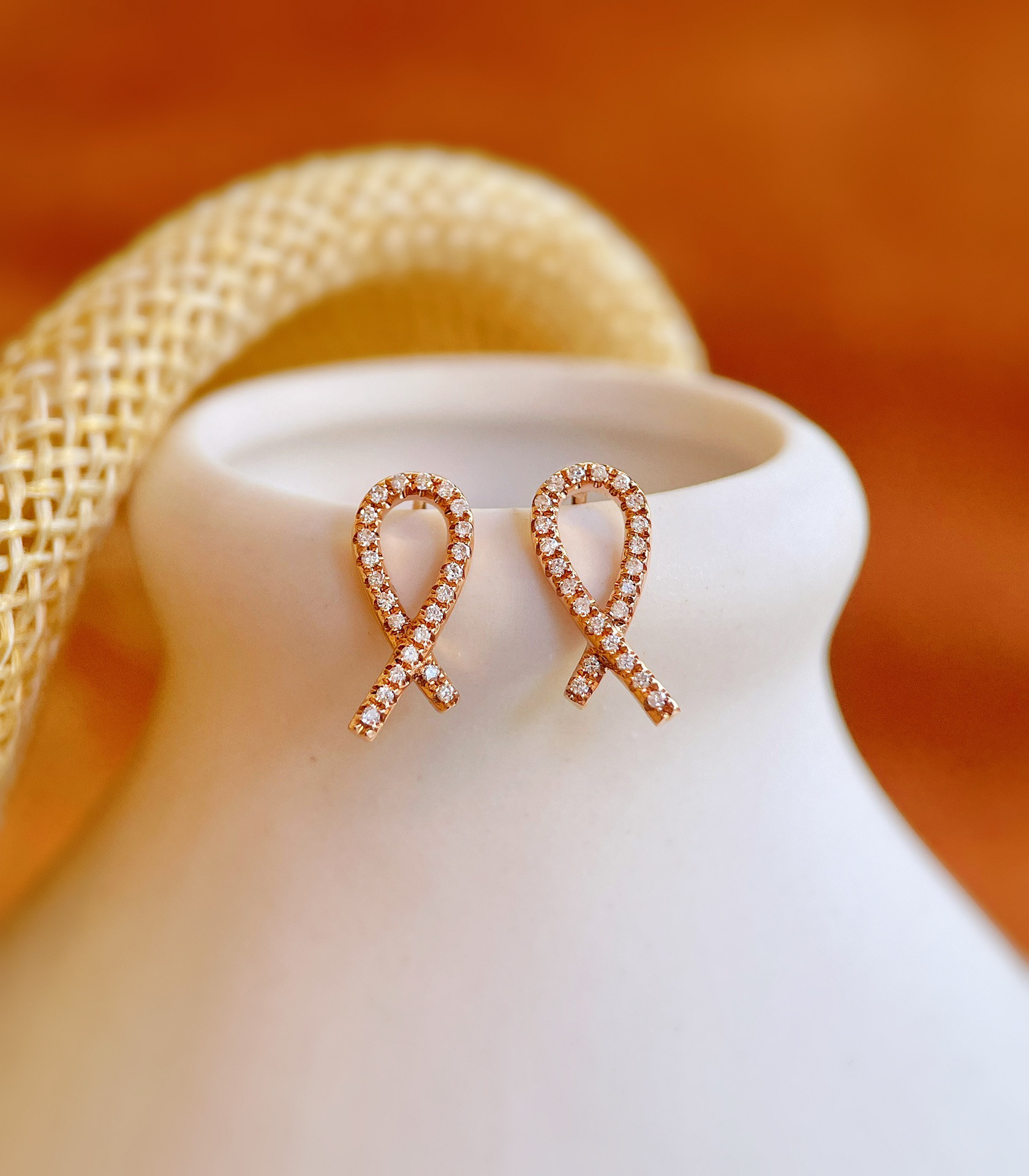 天然ダイヤモンド付きピアスk18