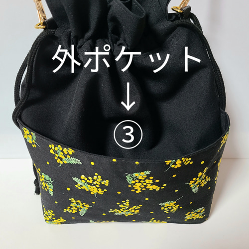 手刺繍］ハートとイルカの刺繍ポーチ 巾着ポーチ ハンドメイド