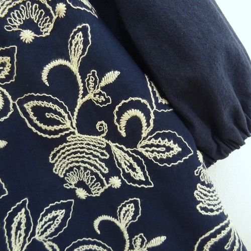 美品【エムズグレイシー】 刺繍 花 ネイビー Aライン ワンピース 38 M 美品【エムズグレイシー】 刺繍 花 ネイビー Aライン ワンピース 38 M