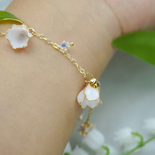 白スズラン ブレスレット】手作り オリジナル 銅線 レジン 花嫁 結婚