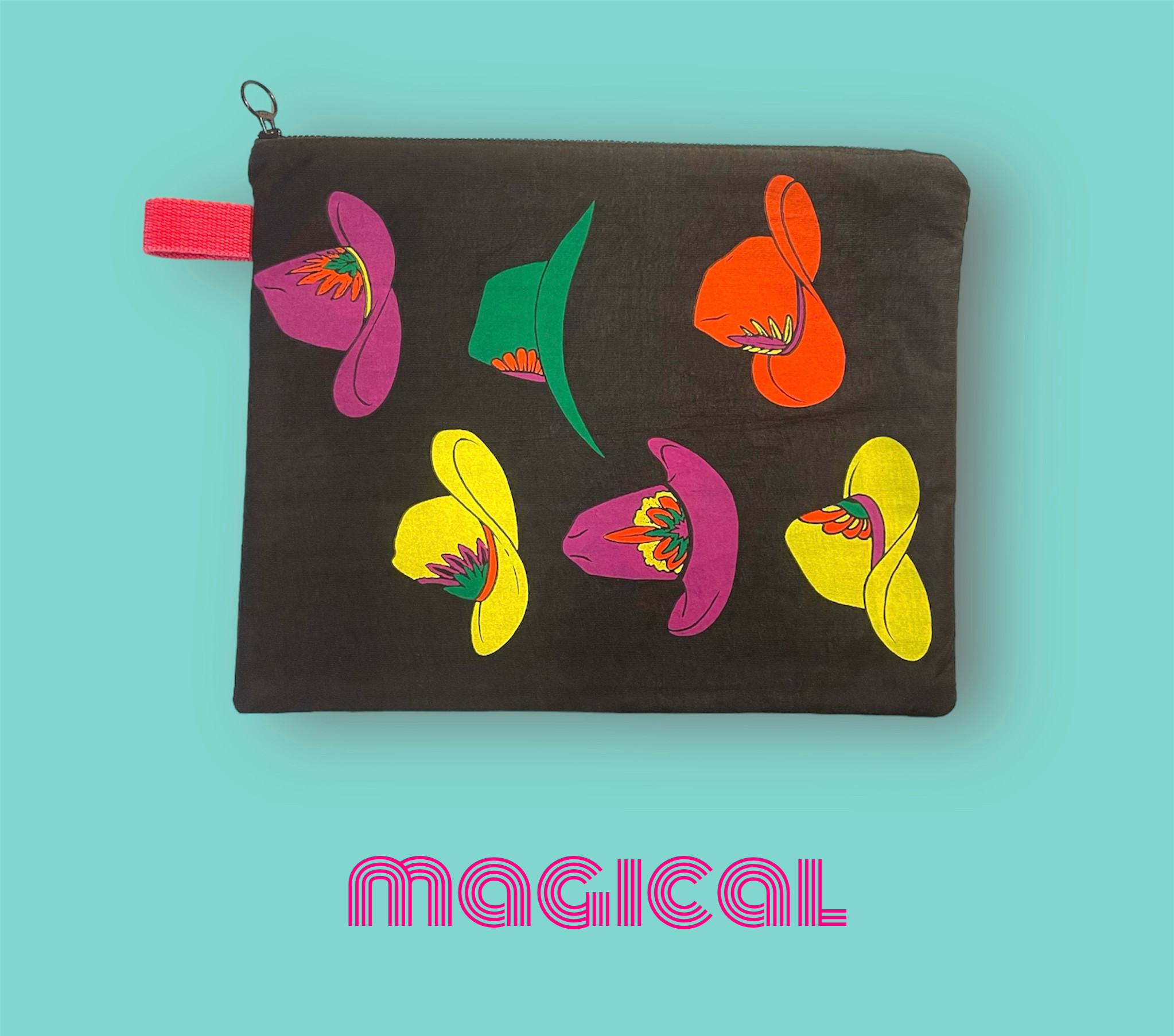 『 旅行ポーチ｜大容量・ビンテージ・vintage・リメイク・オシャレ 』