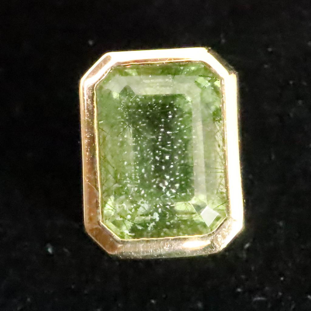 ルドウィジャイトインペリドット  8.5mmエメラルドカット ペンダント　K18YG　0.69g　 #97436