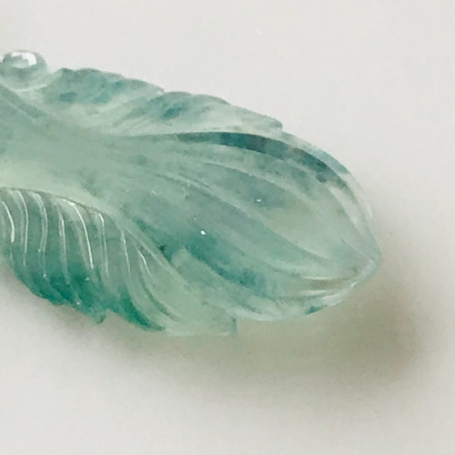 P1580-001】ジェイド 翡翠 ヒスイ ペンダントトップ ミャンマー産 彫刻 