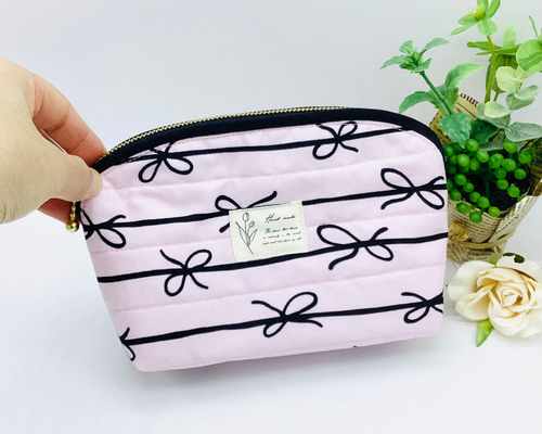 リボン柄ポーチ(箱付き) c9bc130f856f6e6b8e62b3065028e4