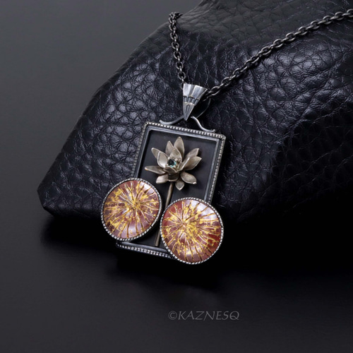 アレキサンドライト　花モチーフ ネックレス アレキサンドライト花モチーフ ネックレス