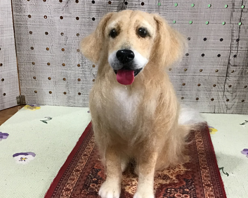 羊毛フェルト コーギー犬 お座りポーズ オーダー品（チワワ）お座りポーズ 羊毛フェルト コーギー大好き