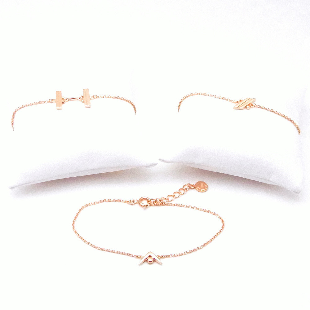 ピンクゴールド音楽記号ブレスレット