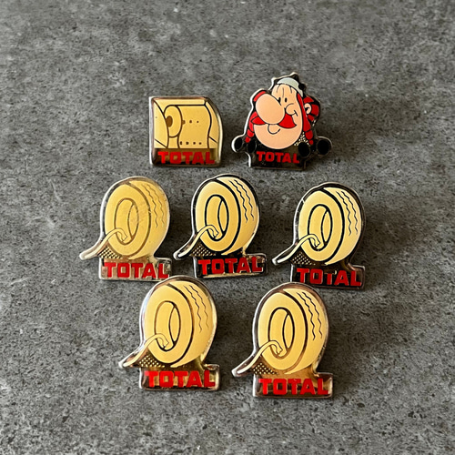 送料無料】7個セット フランス ヴィンテージ ピンバッジ TOTAL パーツ