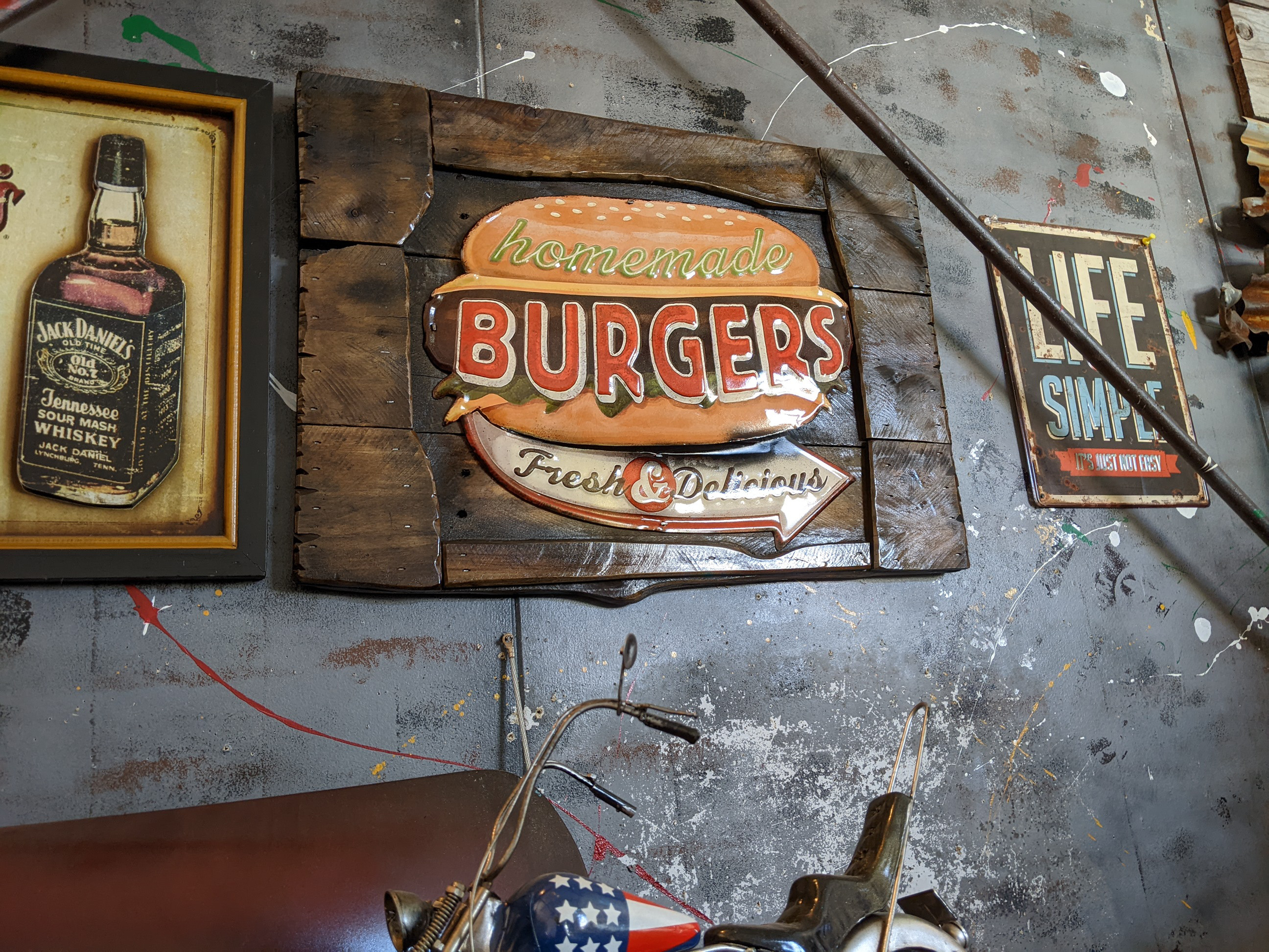 アメリカンダイナー  ハンバーガー 立体式 壁掛け看板  BURGERS サインボード  #店舗什器  #壁面看板  # 14,168円